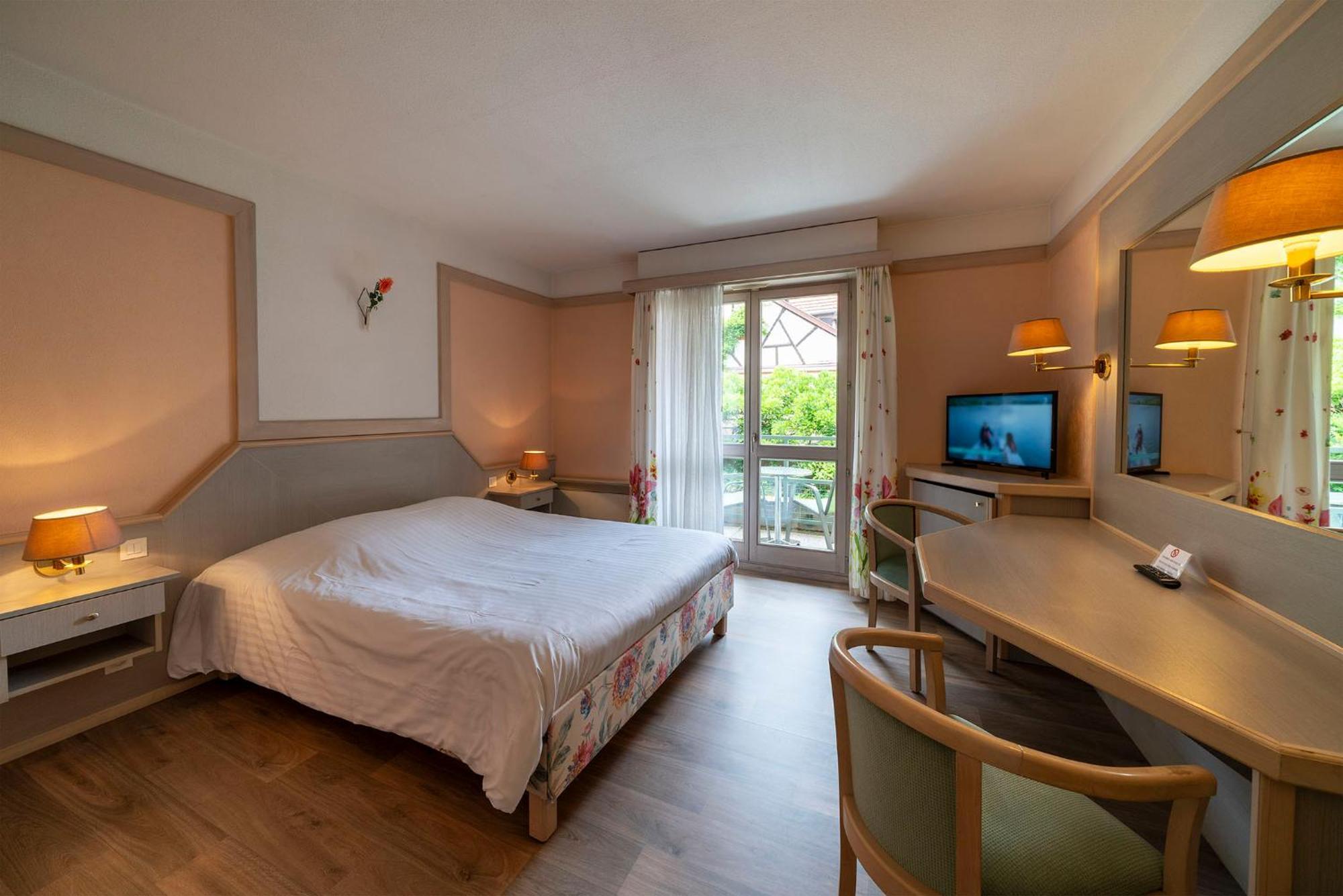 Hotel A La Vignette - Colmar-Nord Saint-Hippolyte  Exterior photo