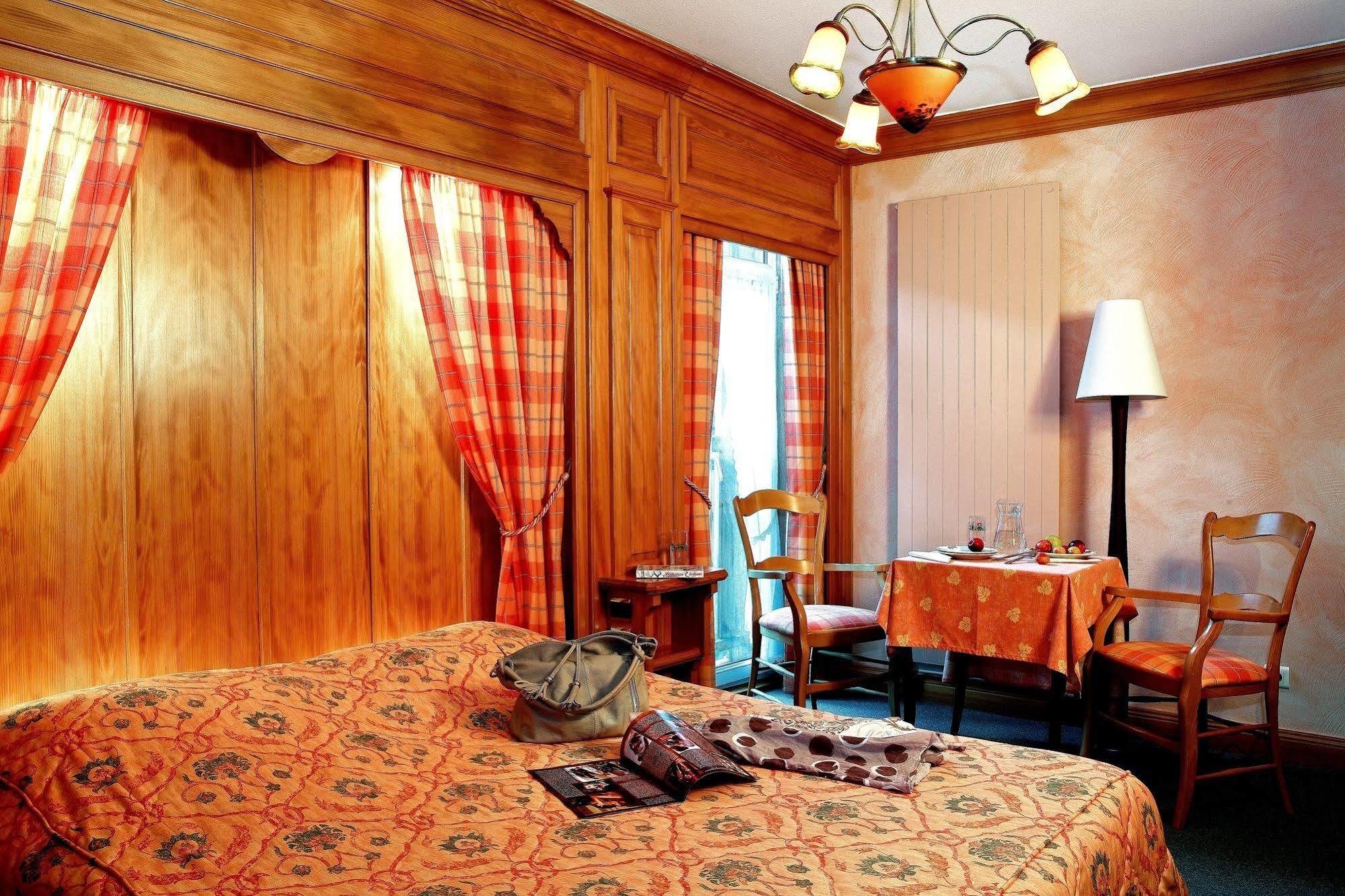 Hotel A La Vignette - Colmar-Nord Saint-Hippolyte  Exterior photo
