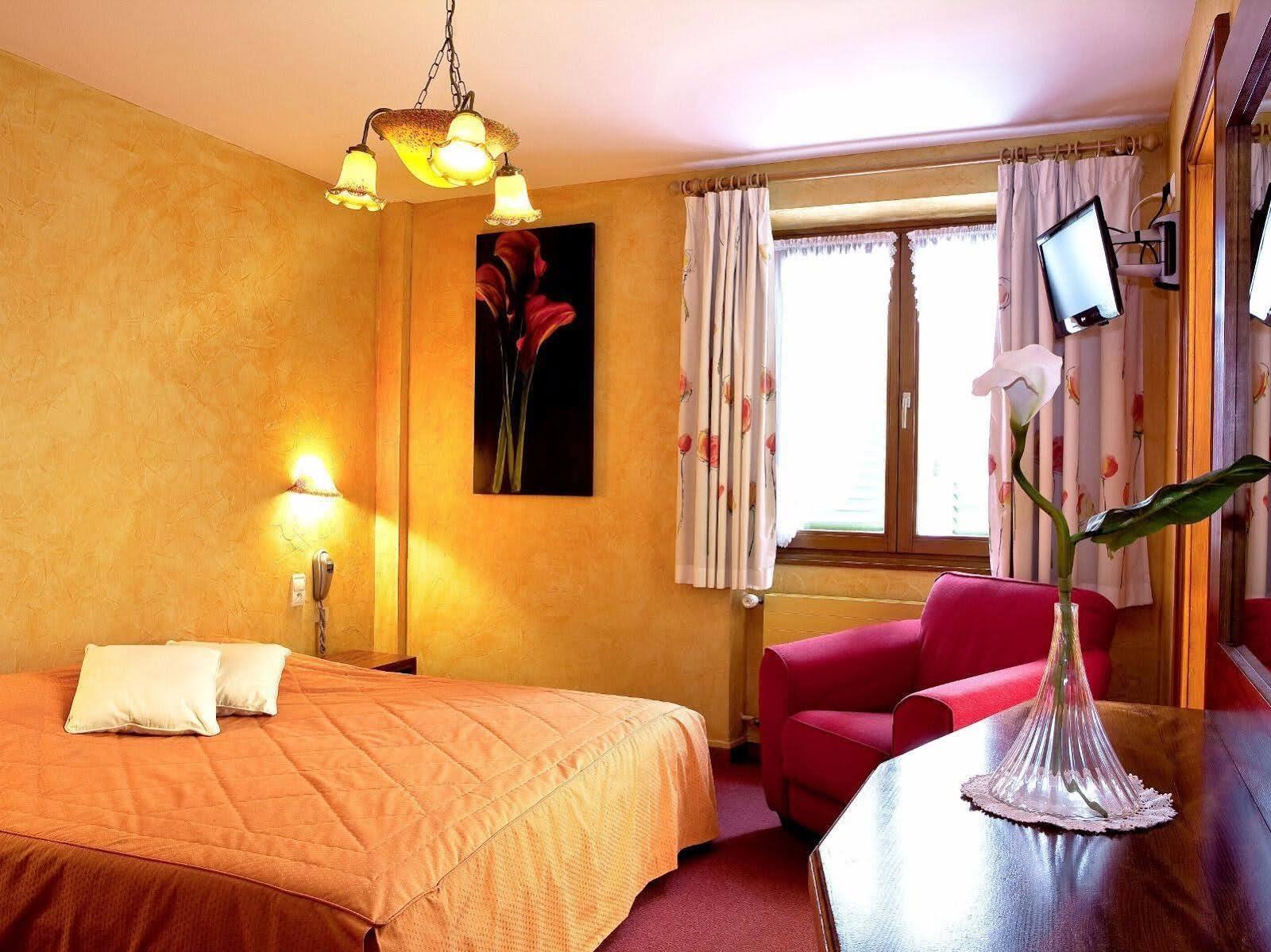 Hotel A La Vignette - Colmar-Nord Saint-Hippolyte  Exterior photo